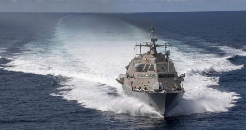 El portaaviones USS Ronald Reagan había transitado por el Mar de China Meridional y actualmente se encontraba en el Mar de Filipinas